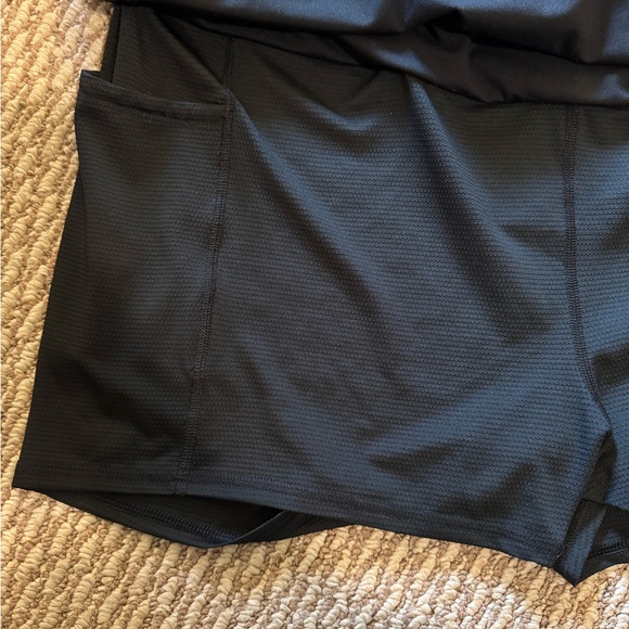 DSG Women's Momentum Skort | Golf or Tennis - Picture 7 of 8